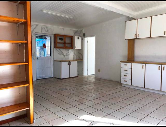 2 BEDROOM HOUSE FOR SALE IN PEARLY BEACH